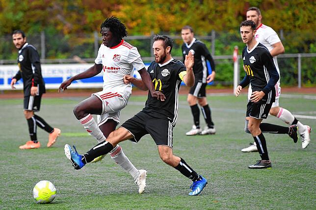 Bild 34: FC Schönau gelingt gegen den FC Wallbach der zweite Saisonsieg &ndash; hier gibt&lsquo;s Bilder!