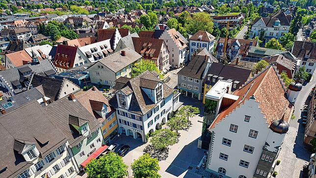 Das Zentrum der Stadt Radolfzell: Es fehlt an Wohnraum, zeitgleich gibt es im Internet etliche Ferienwohnungen, die nicht als solche ...