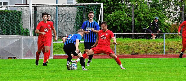Bild 14: FC Tiengen 08 setzt sich mit 4:3 bei Aufsteiger SG FC Wehr-Brennet durch &ndash; und wir haben Bilder!