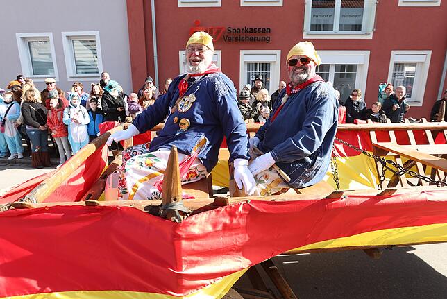 Bild 23: Narren erobern Donaueschingen: Die besten Bilder vom Umzug 2025