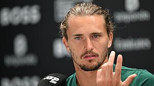 Alexander Zverev verteidigte sich in Stuttgart gegen seine Kritiker.