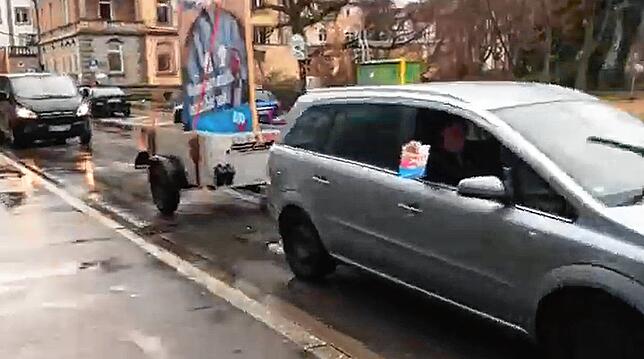 Bild 1: &bdquo;Freiheitsfahrer&ldquo; wollen mit der AfD nichts zu tun haben
