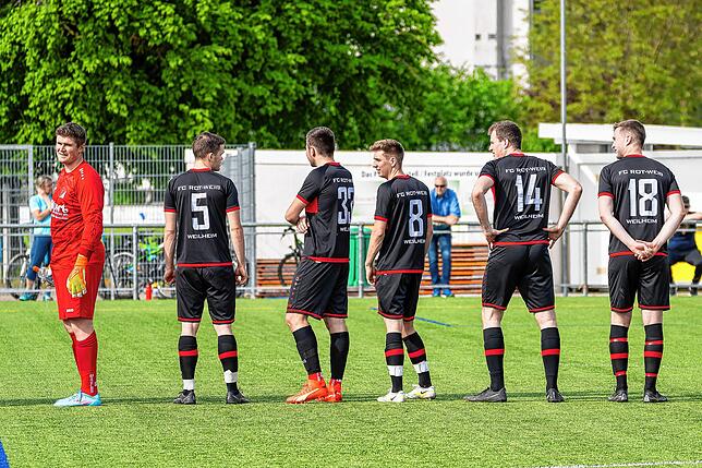 Bild 3: SV Herten setzt sich mit 4:2 gegen den FC Rot-Weiß Weilheim durch &ndash; und wir haben Bilder!
