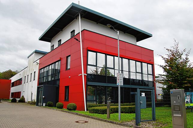 Das Firmengebäude von Rheinmetall im interkommunalen Gewerbegebiet Blumhof.