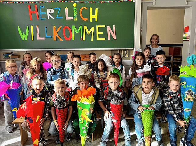 19 Kinder besuchen die Klasse 1a.Klassenlehrerin Diana Ebel
