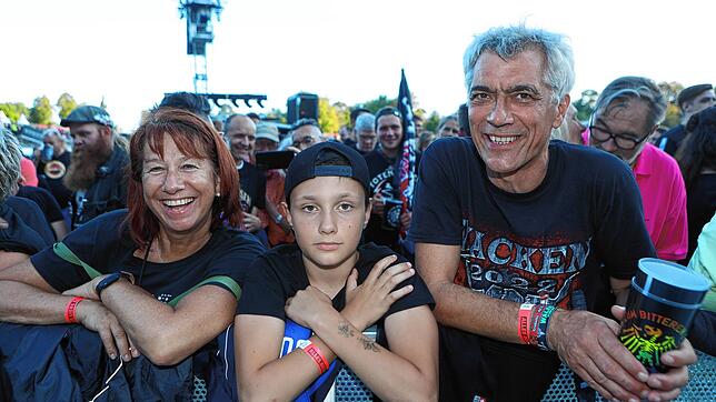 Bild 11: Die Toten Hosen rocken das Konstanzer Bodenseestadion. Hier sind die schönsten Bilder des Abends