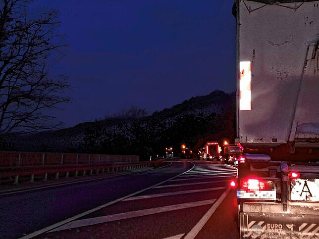 Bild 23: Traktoren auf den Straßen: Bauernproteste gehen am Freitag weiter