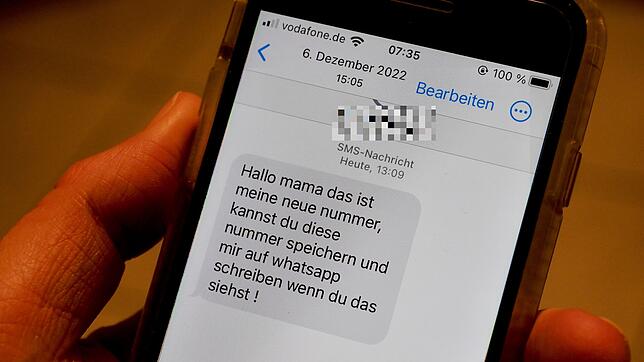 Der Betrüger hat sich als vermeintliche Tochter des Opfers ausgegeben (Symbolbild)