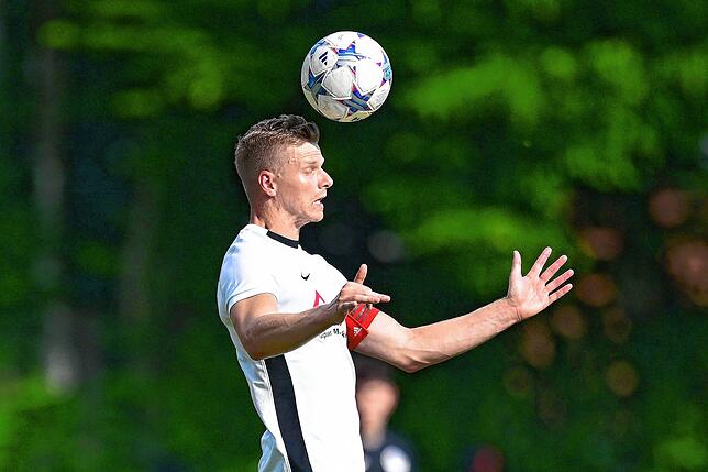 Bild 18: SG FC Wehr/Brennet unterliegt FC Emmendingen mit 0:4 – und wir haben Fotos! (Teil 1)