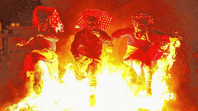 Das Hexenfeuer: schaurige und spektakuläre.