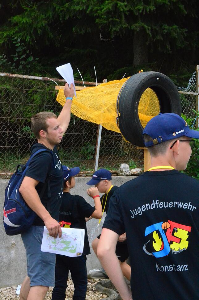 Bild 23: Bilder vom Dorfspiel und dem Partyabend des Zeltlagers der Jugendfeuerwehren des Landkreises Konstanz