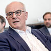 Volker Kauder (70) ist seit 1990 Mitglied des Deutschen Bundestages. Von 2005 bis 2018 war er dort Vorsitzender der CDU/CSU-Fraktion.