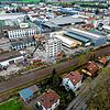 Der alte Standort der Kriminalpolizei wird abgeräumt. Auf dem Grundstück zwischen Goldenbühlstraße und Bahngleisen wird so zwischen ...