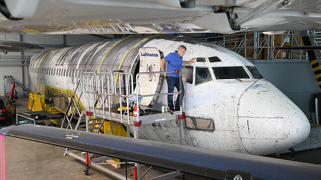 Zukunft offen: Seit 2017 ist die &bdquo;Landshut&ldquo; in einem Hangar beim Friedrichshafener Flughafen untergebracht.
