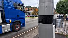 Eine der bisher zwei festen Blitzsäulen in Bad Säckingen. Diese überwacht die Geschwindigkeiten auf der B34 und hat sich längst amortisiert.