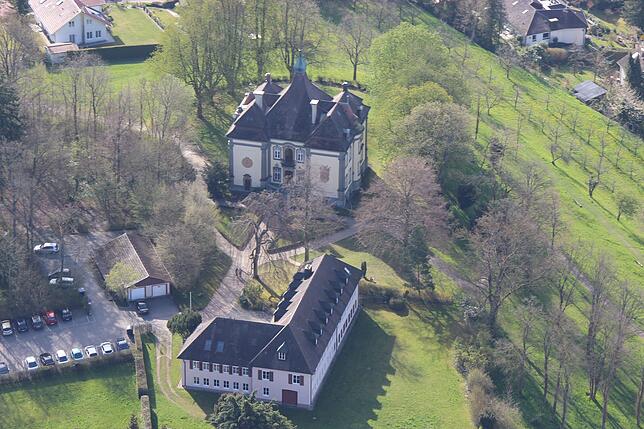Im März 2014 legten sich der Gemeinderat Überlingen und der Kreistag des Bodenseekreises auf einen Kaufpreis von 2,9 Millionen Euro ...