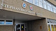 Die Schüler der Stephan-Brodmann-Schule haben in Zukunft keinen Schulbus mehr. Der Gemeinderat lehnt die Finanzierung ab. Archivbild: ...