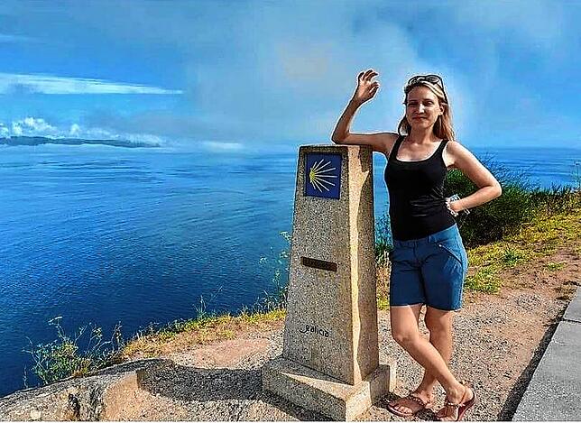 Mit diesem Bild wird die junge Wanderin aus Nordrhein-Westfalen im Internet gesucht.