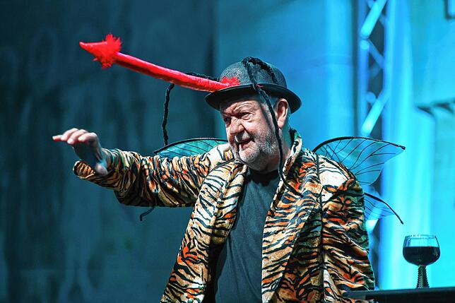 Norbert Heizmann begeistert als asiatische Tigermücke und bekommt sogar eine Portion Mitleid.