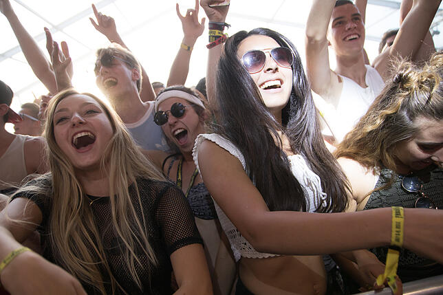 Nicht nur für Männer: Frauen stehen beim Openair Frauenfeld zahlreich vor der Bühne und feiern – auch, wenn Begriffe wie Bitch (deutsch: ...
