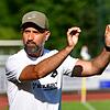 Zurück auf der Trainerbank: Branimir Sarenac (45) übernimmt sofort mit Abdel-Amin Bouhouch das Training der U23 des SV 08 Laufenburg. ...