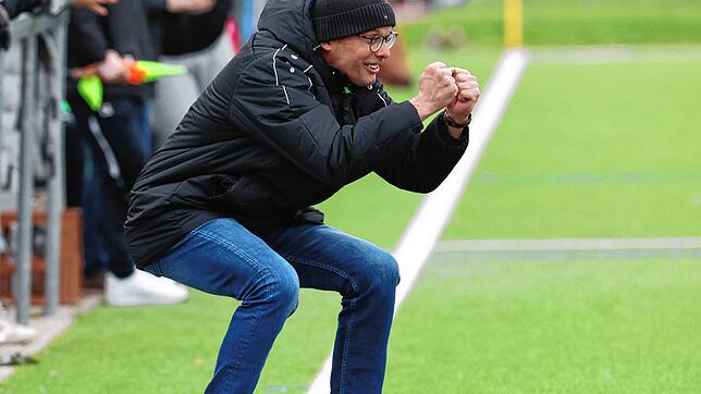 Franz-Xaver Rech hatte in seinen ersten drei Spielen als Trainer des FC Bräunlingen mehrfach Grund zum Jubeln.
