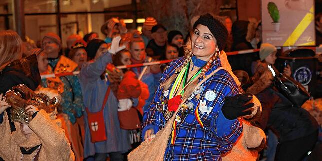Das war&lsquo;s mit der Fasnacht 2023. Hunderte Besucher kamen nochmals auf dem Stephansplatz zusammen, um die fünfte Jahreszeit zu ...