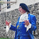 Eine neue Führung macht Uwe Anker als Fürstbischof Jakob Fugger.
