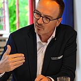 Oberbürgermeister Uli Burchardt kündigte schon im SÜDKURIER-Sommerinterview Ende Juli intensive Debatten für den nächsten Haushalt an.