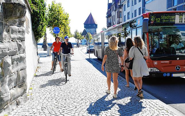 Rheinsteig: Neu gemacht und doch verwirrend. Die Geh- und Radwege im Rheinsteig sind gut ausgeschildert, führen aber vor dem ...