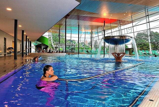 Bei Regen baden gehen? Das geht in der Therme in Konstanz.