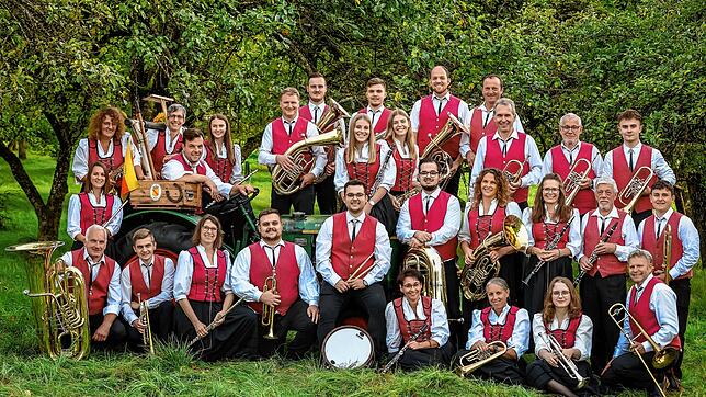 Die Musikkapelle Sentenhart feiert am 28. Oktober ihr 90-jähriges Vereinsbestehen mit einem Bezirksmusikfest in der Walder ...