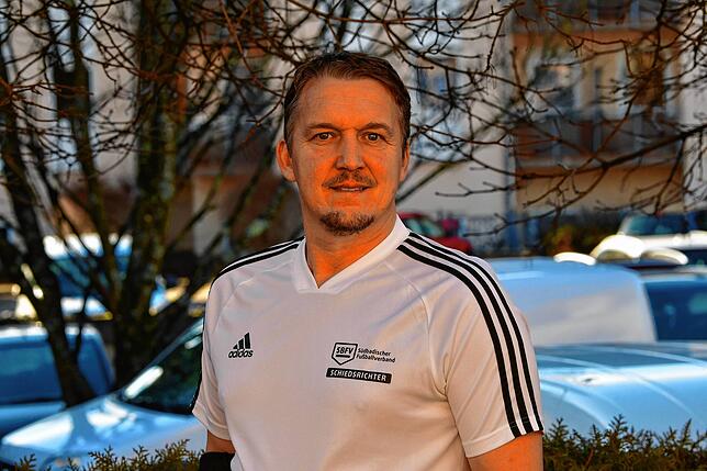 Ralf Brombacher, Obmann der südbadischen Schiedsrichter: „Wir möchten die fußballlose Zeit nutzen und allen Interessierten die ...