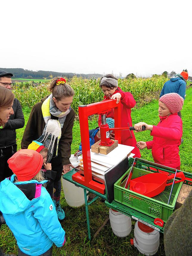 Bild 15: Bilder vom „Tag des offenen Ackers“ von Baarfood