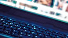 Die Verbreitung, der Erwerb und Besitz von kinderpornografischen Inhalten ist strafbar. Ein Konstanzer musste aufgrund dieser Anklage ...
