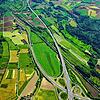 Der zweite Grundstücksvorschlag der Stadt Singen für den geplanten Klinikneubau befindet sich links oberhalb des Autobahnkreuzes Singen. ...