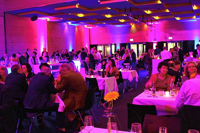 Die festlich gestaltete Stadthalle Waldshut empfing ihre Gäste.