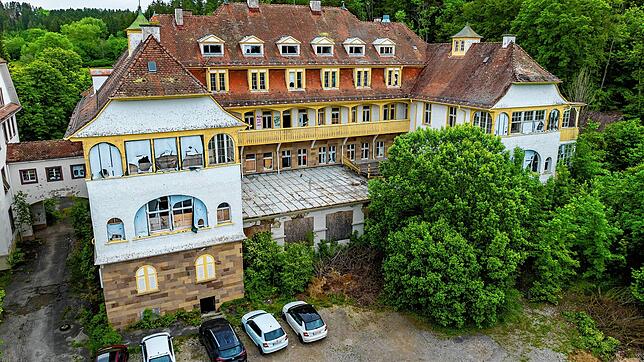 Für viele, die hier als Kinder für sechs Wochen in Kur waren, ein Schreckensort: das frühere DRK-Kindersolbad „Haus Hohenbaden“ in Bad ...