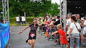 Am Freitag, 27.¦Juni, ist es wieder so weit: Dann findet die achte Triathlon-Nacht in Lauchringen statt. Zieleinlauf ist auf dem ...