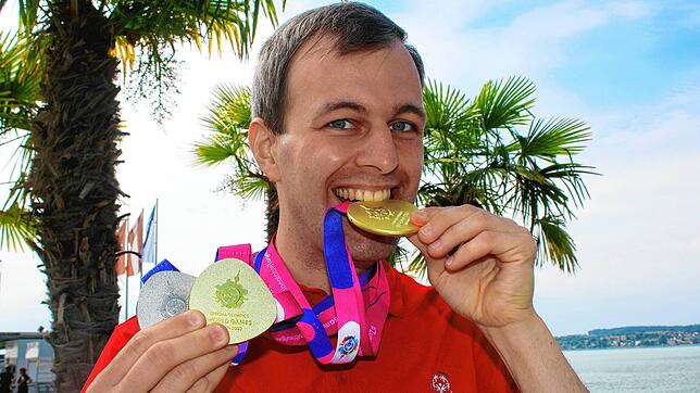 Er ist der Abräumer: Julian Rublack nach seiner Rückkehr von den Special Olympics World Games in Berlin. Er hat zwei Goldmedaillen und ...