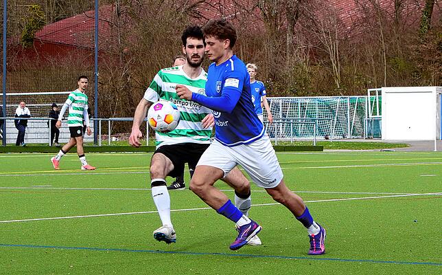 Bild 6: SC Markdorf nach 1:0 über SG DJK Konstanz/KN-Egg nun Spitzenreiter. Wir waren mit der Kamera dabei!