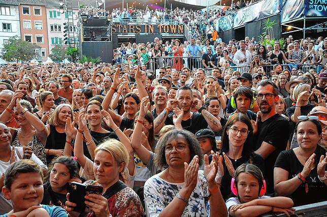 Bild 1: Die Fantastischen Vier bringen bei Stars in Town den Herrenacker zum Beben