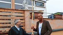 Udo Schulz (rechts im Bild) und sein Anwalt Tomislav Duzel bereiten sich auf den Prozess vor.