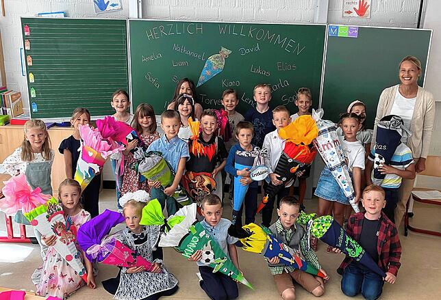 Die Klasse 1/2 c der Grundschule Obreschach mit Klassenlehrerin Sarah Siebrecht.