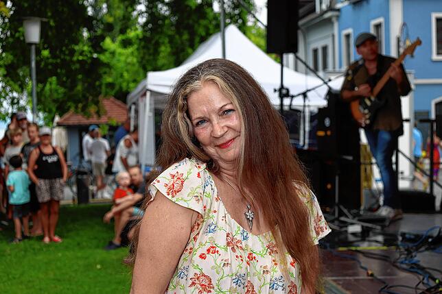 Bild 30: Zahlreiche Besucher lockt das Staader Hafenfest 2025 ans Bodenseeufer