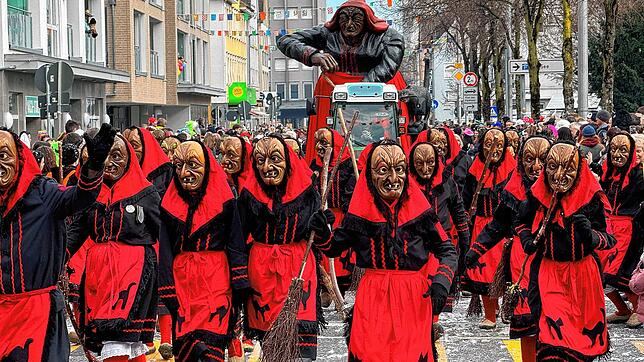 Bild 16: Großer Häfler Narrensprung in der Innenstadt &ndash; Teil 2