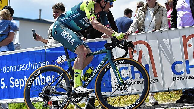 Perfekter Start: Nico Denz ist gut in seine erste Tour de France gestartet. Auf den ersten drei Etappen konnte er seine Aufgaben als ...