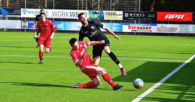 Bild 22: SG Weilheim/Gurtweil gewinnt 2:1 beim FC Bergalingen – und wir haben Fotos!