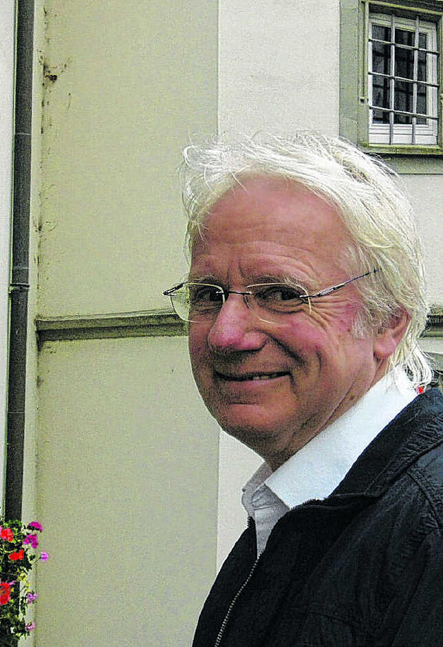 Peter Stengele packt dieser Tage seine Sachen in Hegne, wo er bisher Seelsorger war. In Zukunft kümmert er sich um moderne Kunst im ...