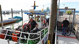 Mit der „Gnadensee“ kann das Schifffahrtsunternehmen Baumann aus Allensbach bis zu 50 Passagiere und 25 Fahrräder transportieren. Die ...